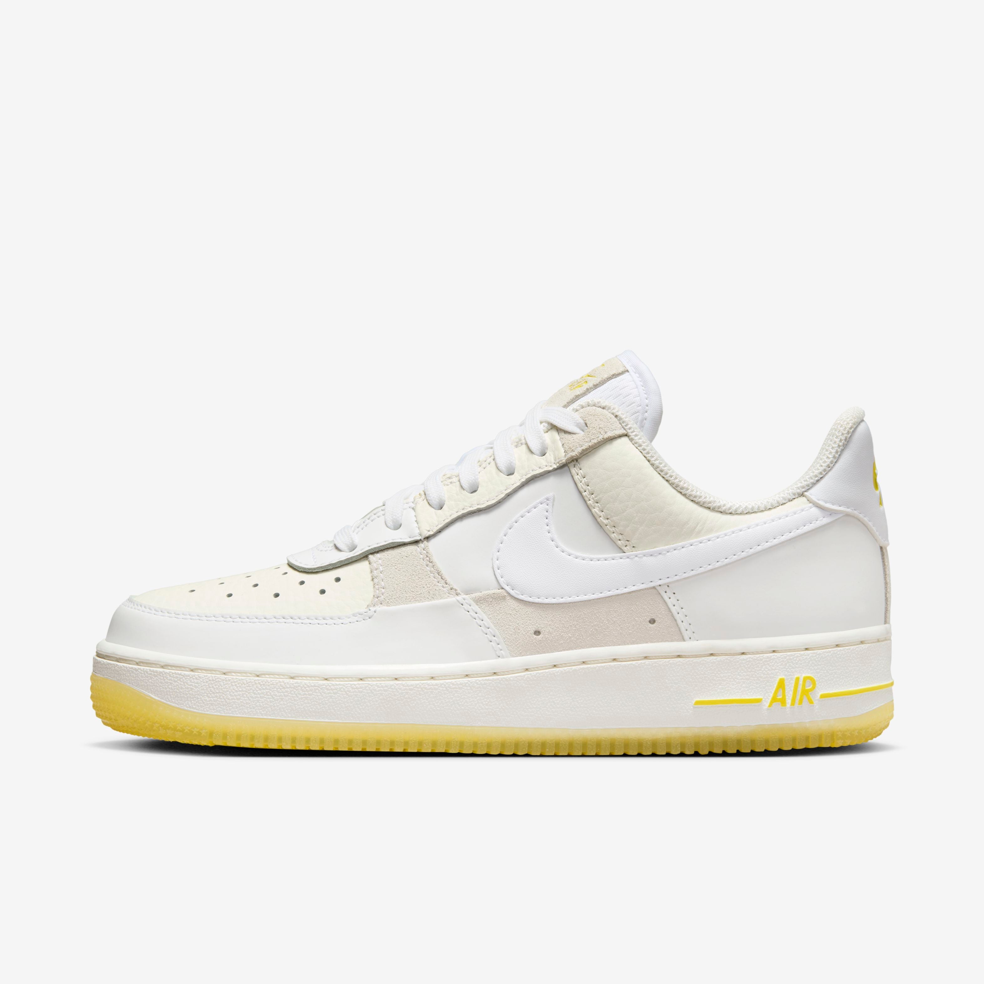 Nike Air Force 1 07 Low Yellow