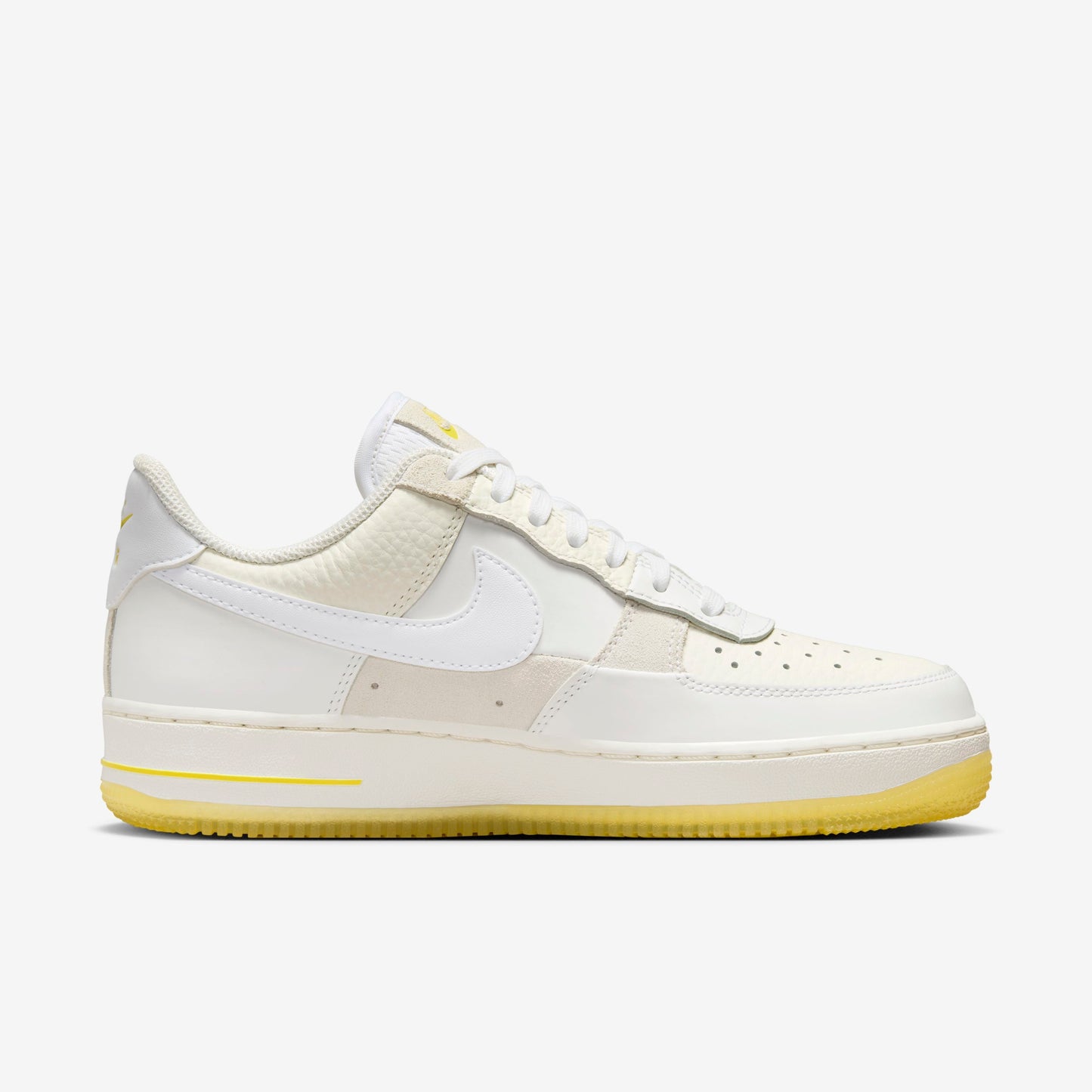 Nike Air Force 1 07 Low Yellow