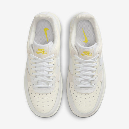 Nike Air Force 1 07 Low Yellow